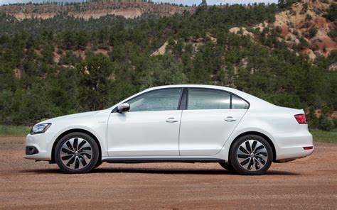 Volkswagen Jetta hybrid 2015 photo