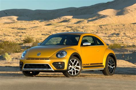 photo of Volkswagen New beetle car production