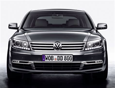 Volkswagen Phaeton photo