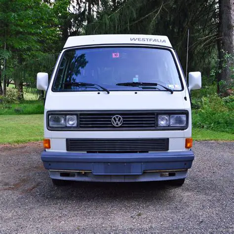 Volkswagen Vanagon photo