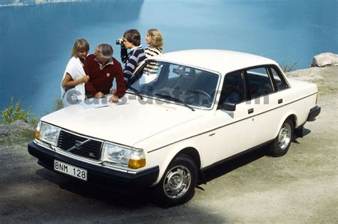 Volvo 244 1980 photo