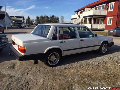 Volvo 744 1985 photo