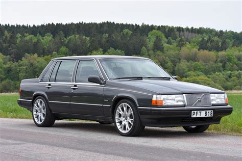 photo of Volvo 760 car production