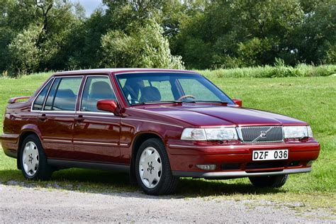 photo of Volvo 964 car production