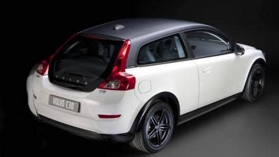 photo of Volvo C30 car production