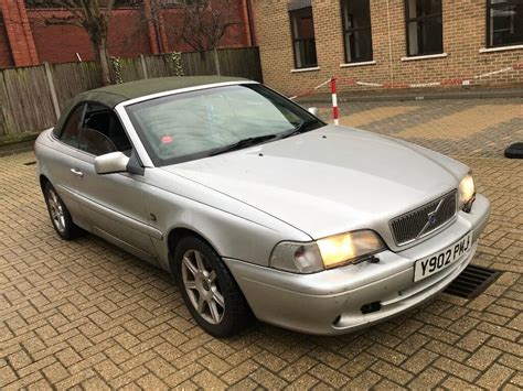 Volvo C70 convertible 2001 photo