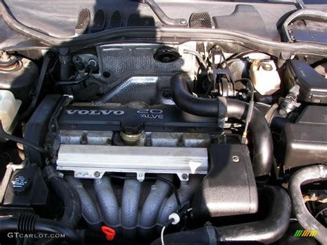 Volvo S70 1998 engine