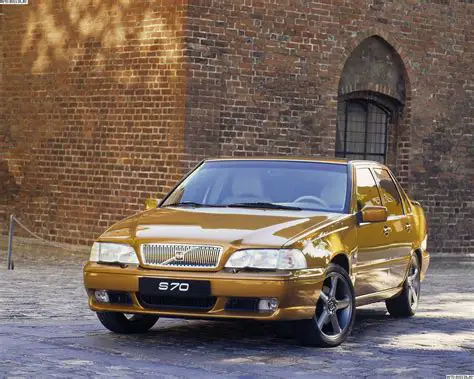 photo of Volvo S70 car production