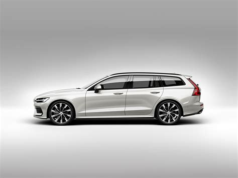 Volvo V60cc 2018 photo