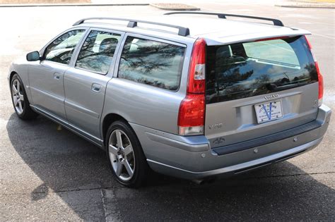 Volvo V70 2006 photo