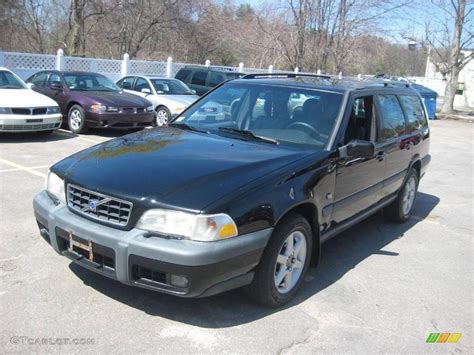 Volvo V70xc 1999 photo