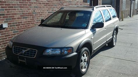 Volvo Xc70 2001 photo