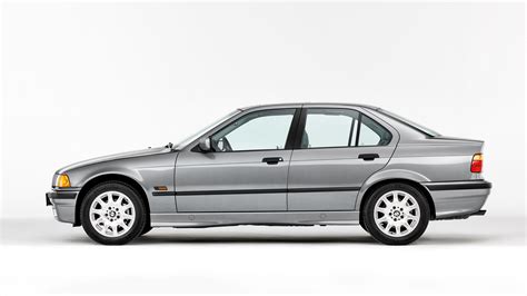 bmw 323i photo