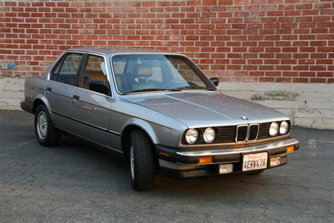 bmw 325 1985 photo