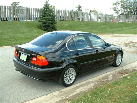 bmw 328i 2000 photo