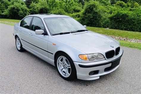 bmw 330i 2003 photo