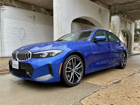 bmw 330i 2023 photo