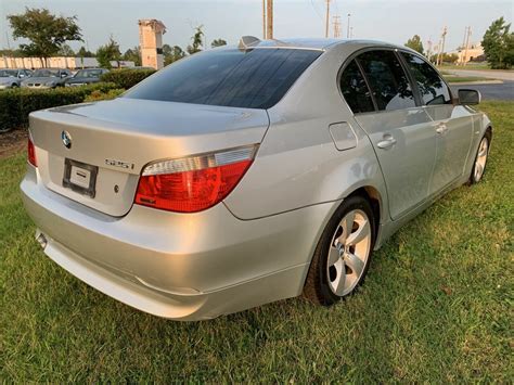 bmw 525i 2006 photo