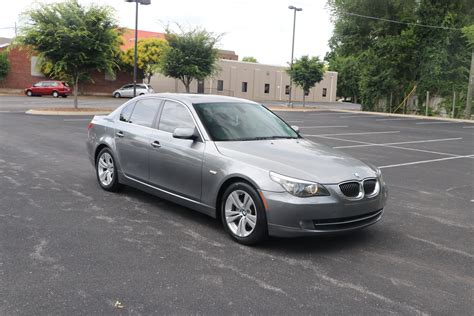 bmw 528i 2009 photo