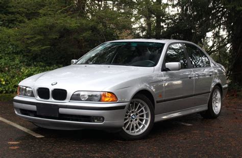 bmw 540i 2000 photo