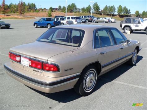 buick lesabre 1994 photo