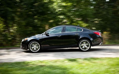 buick regal 2012 photo