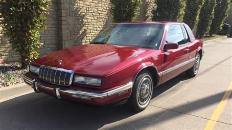 buick riviera 1991 photo