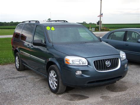 buick terraza 2006 photo