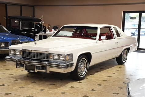 cadillac deville 1977 photo