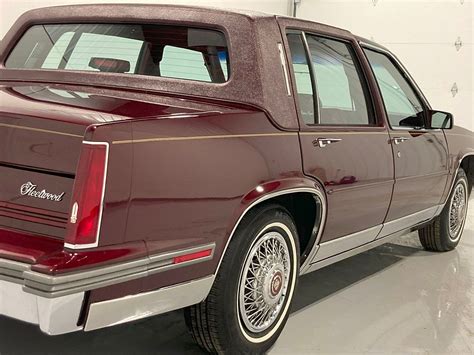 cadillac fleetwood 1987 photo