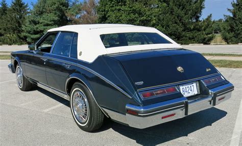 cadillac seville 1985 photo