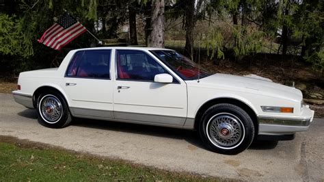 cadillac seville 1986 photo