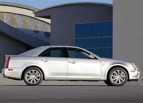 cadillac sts photo