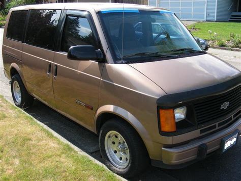 chevrolet astro 1994 photo