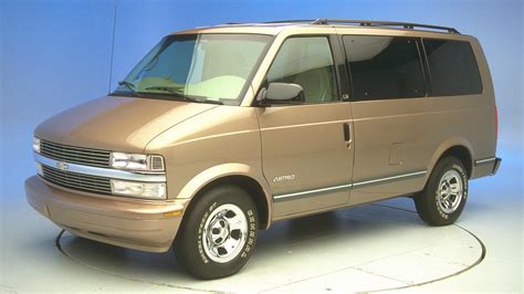 chevrolet astro 2005 photo