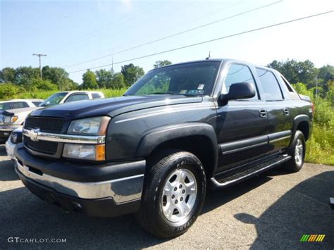 chevrolet avalanche 2004 photo