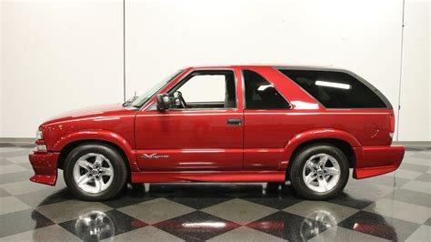 chevrolet blazer 2004 photo