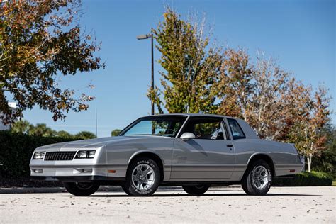 chevrolet monte carlo 1987 photo