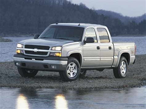 chevrolet silverado 1500 hd 2004 photo