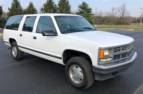 chevrolet suburban 1500 1996 photo