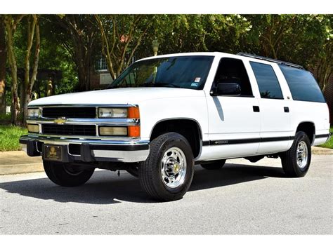 chevrolet suburban 1994 photo