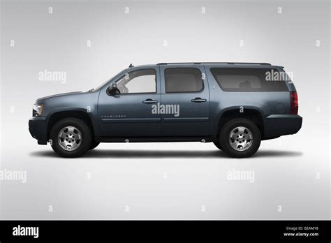 chevrolet suburban 2008 photo