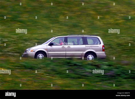 chevrolet trans sport 2002 photo