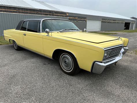 chrysler imperial 1966 photo