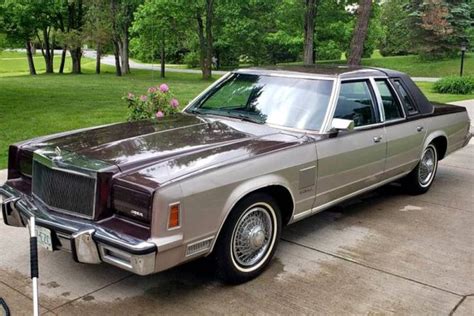 chrysler new yorker 1981 photo