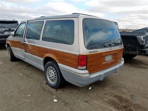 chrysler town and country 1993 photo