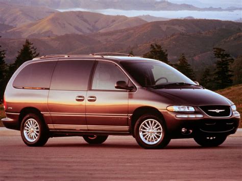 chrysler town and country 1999 photo