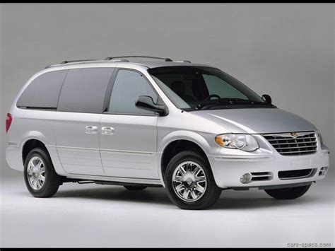 chrysler town and country 2005 photo