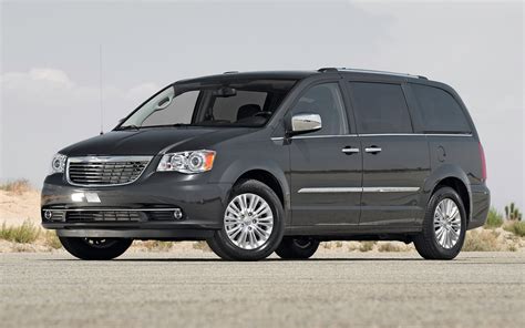 chrysler town and country 2012 photo