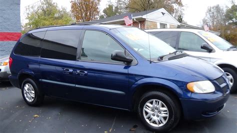 dodge caravan 2002 photo